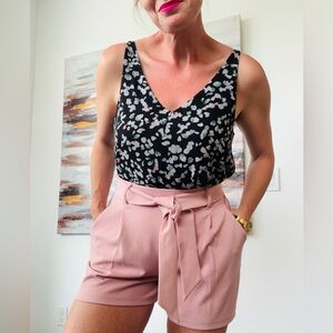 REITMANS Printed Reversible Tank R Essentials